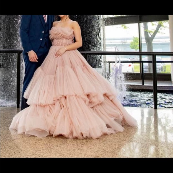 Engagement Dress 
Designer - Tarik Ediz - Picture 3 of 7